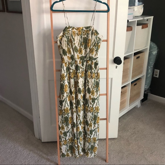 leith pleated midi dress